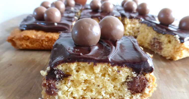 Soft Cookie Bars with Chocolate Cream Cheese Frosting