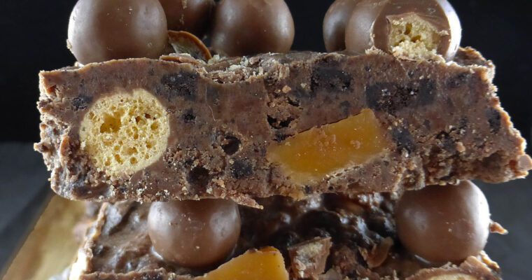 Oreo and Fudge Chocolate Slice with Maltesers (no bake)