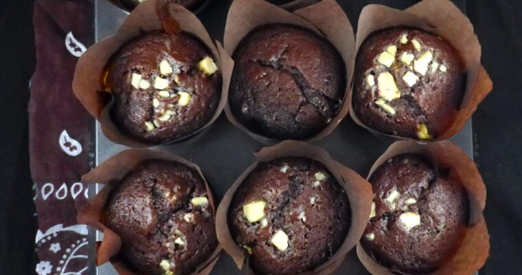 Chocolate Spelt Muffins (with White Chocolate Chunks)