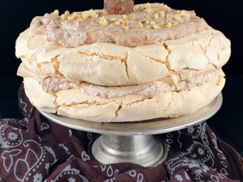 Nutella Meringue Roulade - The Baking Explorer